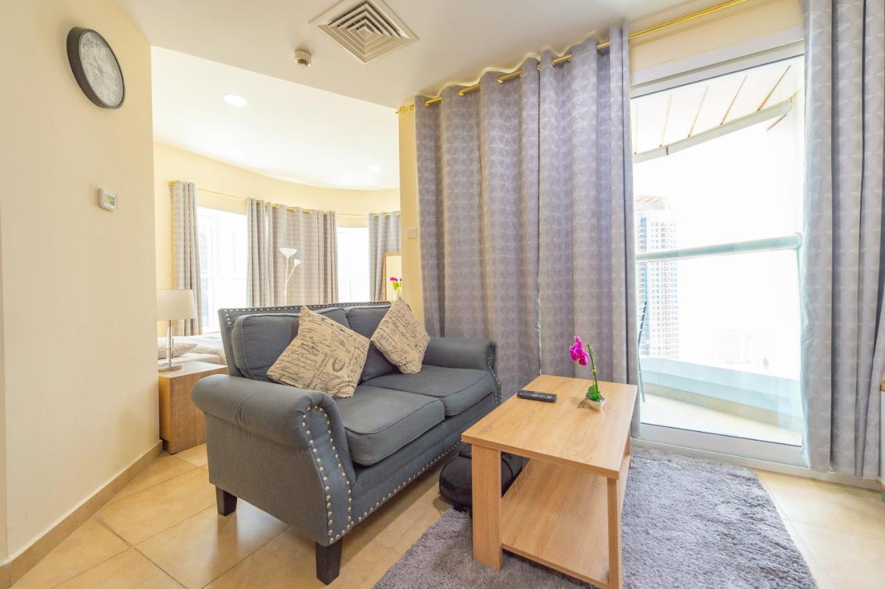 Luxury Escapes - Modern Budget Studio With Balcony In Jlt! Дубай Экстерьер фото